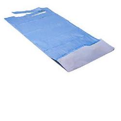 BAVAGLIA ADULTI IN ACCOPPIATO CON TASCA POLIETILENE+CARTA 100 PEZZI MONOUSO - famajoy.it