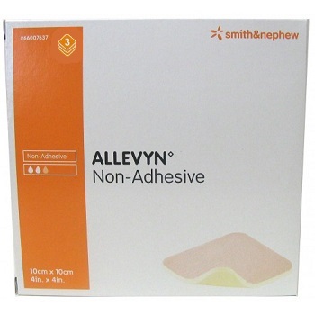MEDICAZIONE IDROCELLULARE STERILE ALTAMENTE ASSORBENTE NON ADESIVA IN SCHIUMA DI POLIURETANO 10X10CM 3 PEZZI - famajoy.it
