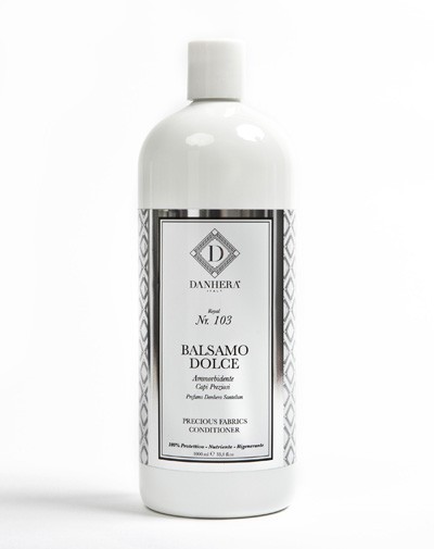 DANHERA AMMORBIDENTE BALSAMO DOLCE PER CAPI PREZIOSI SANTALUM 1 LITRO - famajoy.it